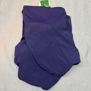 NWT Halara athleisure women’s size medium navy blue high low skort high waisted